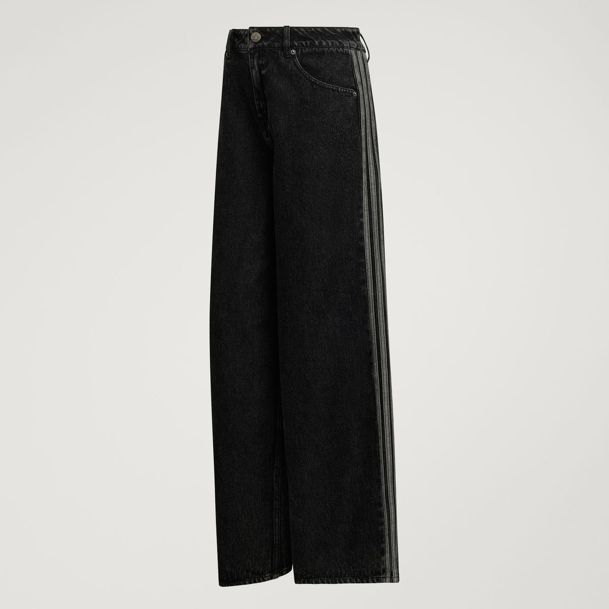 아디다스(ADIDAS) 파이어버드 아딜레늄 트랙 팬츠 데님 - 블랙 / KD2905