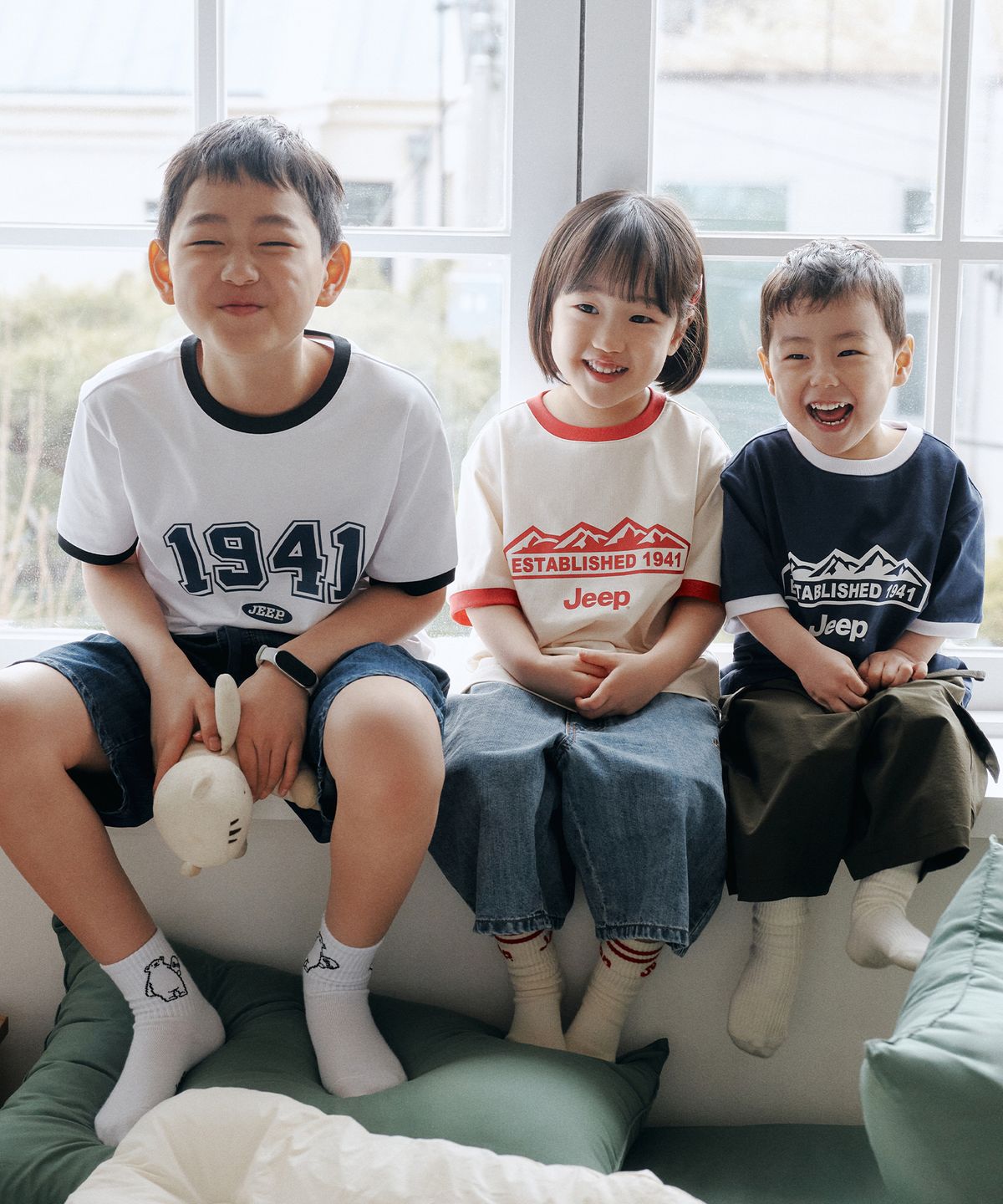 지프키즈(JEEPKIDS) M-Logo 그래픽 링거티 (KR5TSU186IV)
