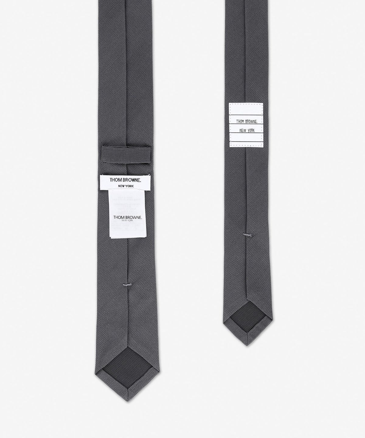 톰 브라운(THOM BROWNE) 실크 브라운 65 넥타이 - 다크 그레이 / MNL001AF1116025
