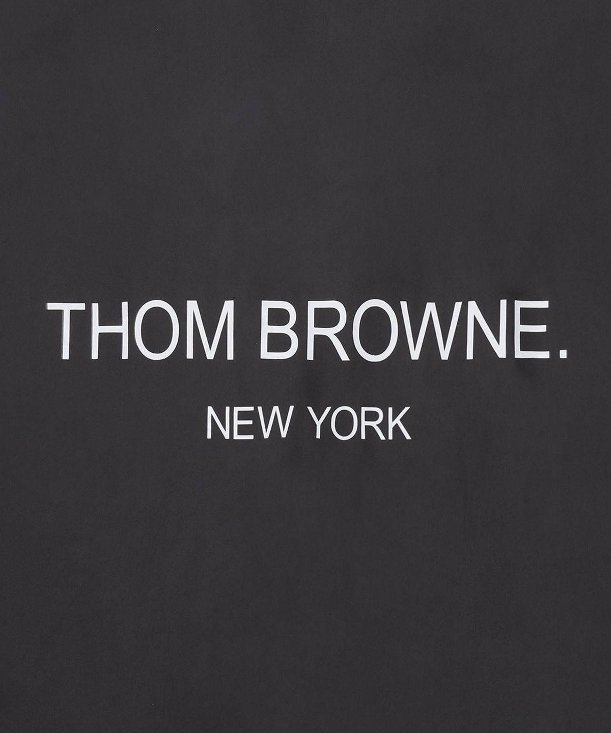 톰 브라운(THOM BROWNE) 라이트 메모리 테크 패커블 스포츠 코트 재킷 - 다크 그레이 / MJU581PF0967025