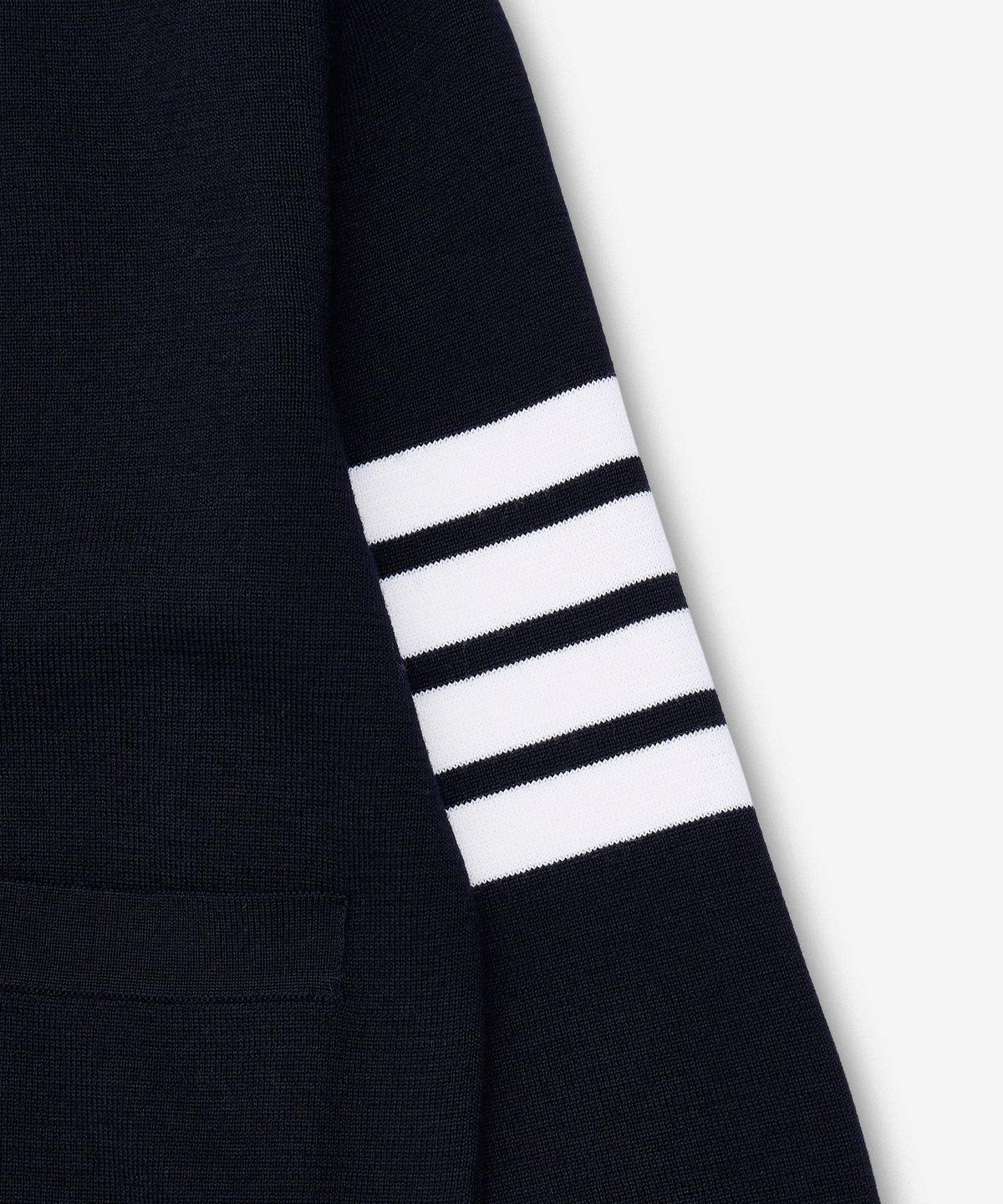 톰 브라운(THOM BROWNE) 울 4-바 브이넥 가디건 - 네이비 / FKC207A00014415