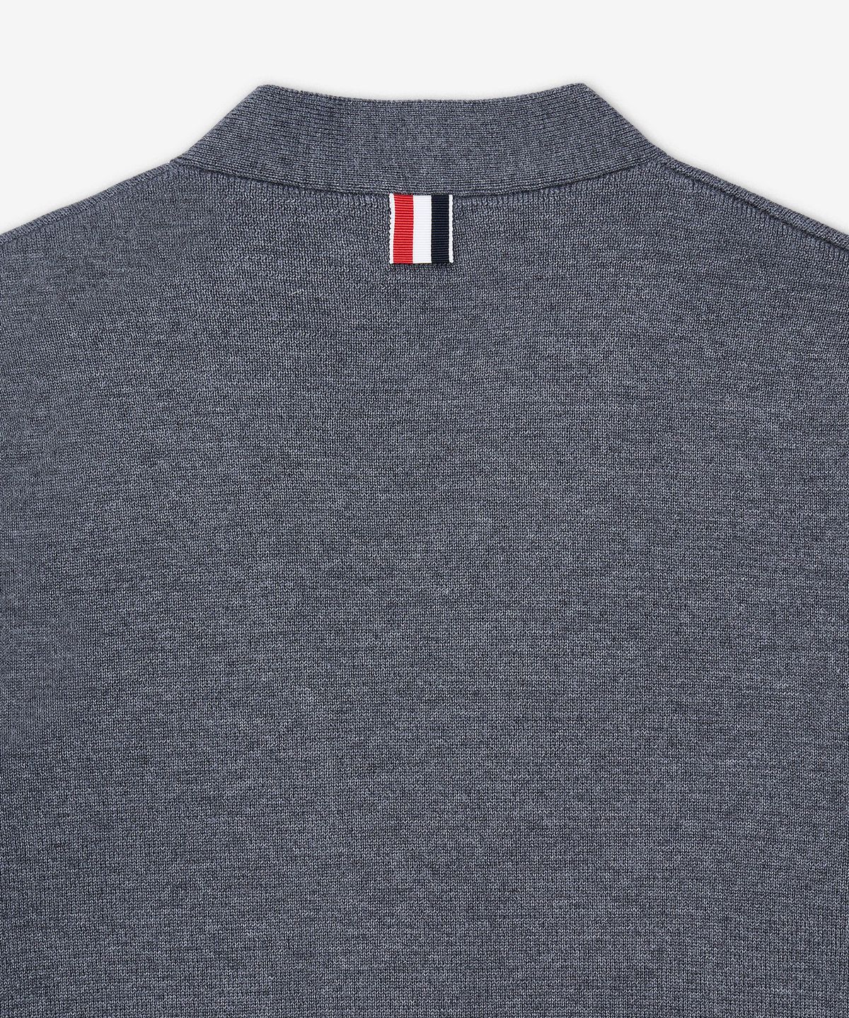 톰 브라운(THOM BROWNE) 울 4-바 브이넥 가디건 - 미드 그레이 / FKC207A00014035