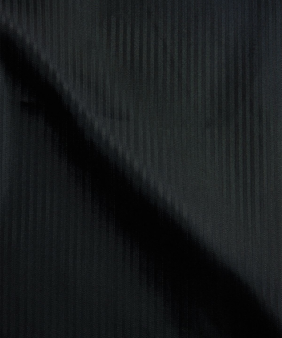 51퍼센트(51PERCENT) Stripe track jumper - black