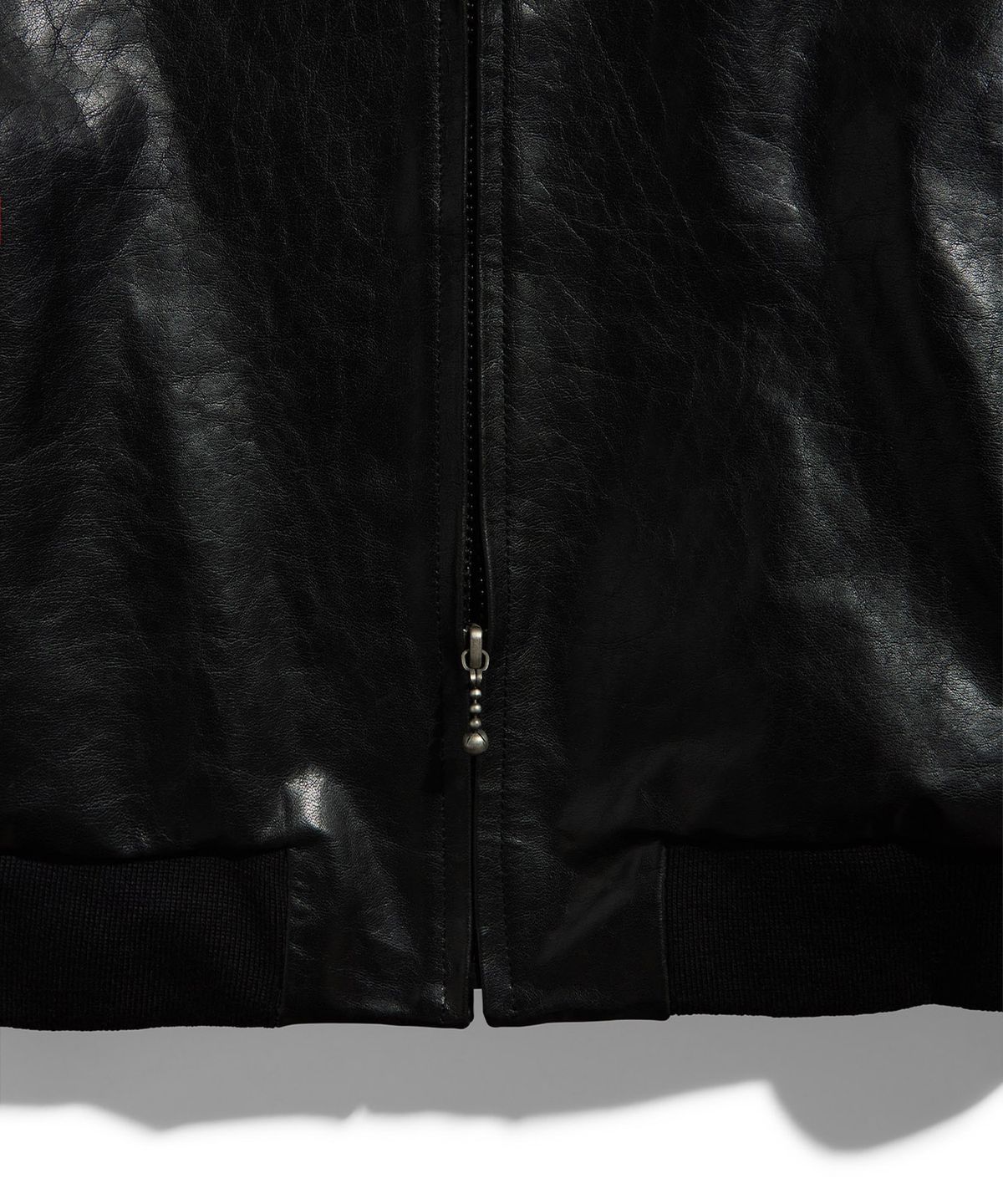 51퍼센트(51PERCENT) Leather jumper - black