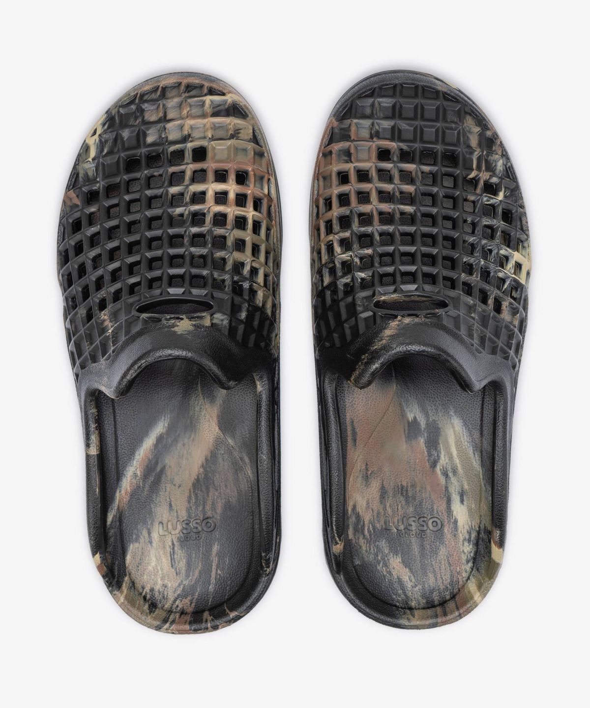 루쏘 클라우드(LUSSO CLOUD) SCENARIO SLIDE_WOODLAND CAMO