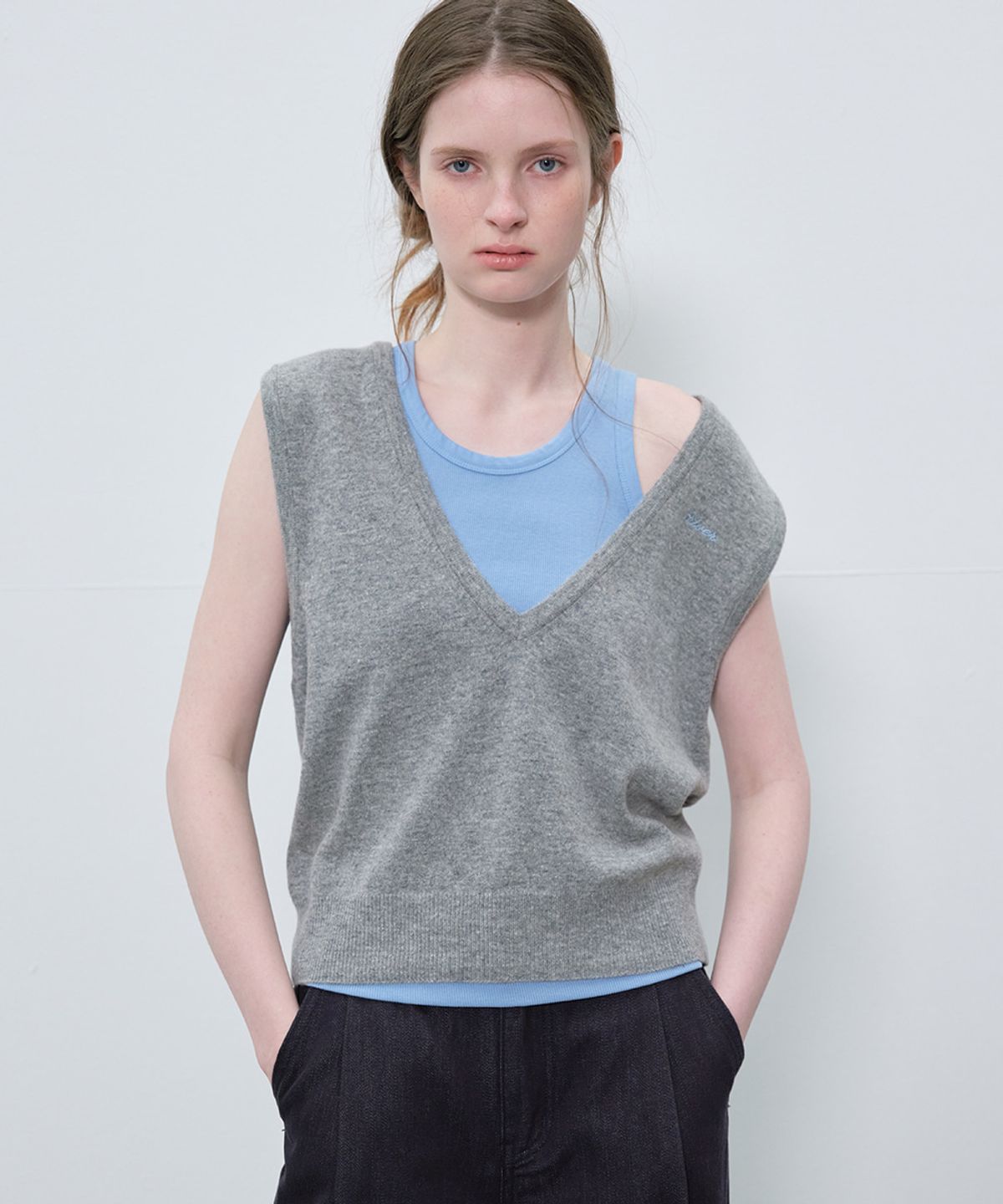 프리버07(FRIVER07) Deep v-neck knit vest [FRSP06NT04]_Gray