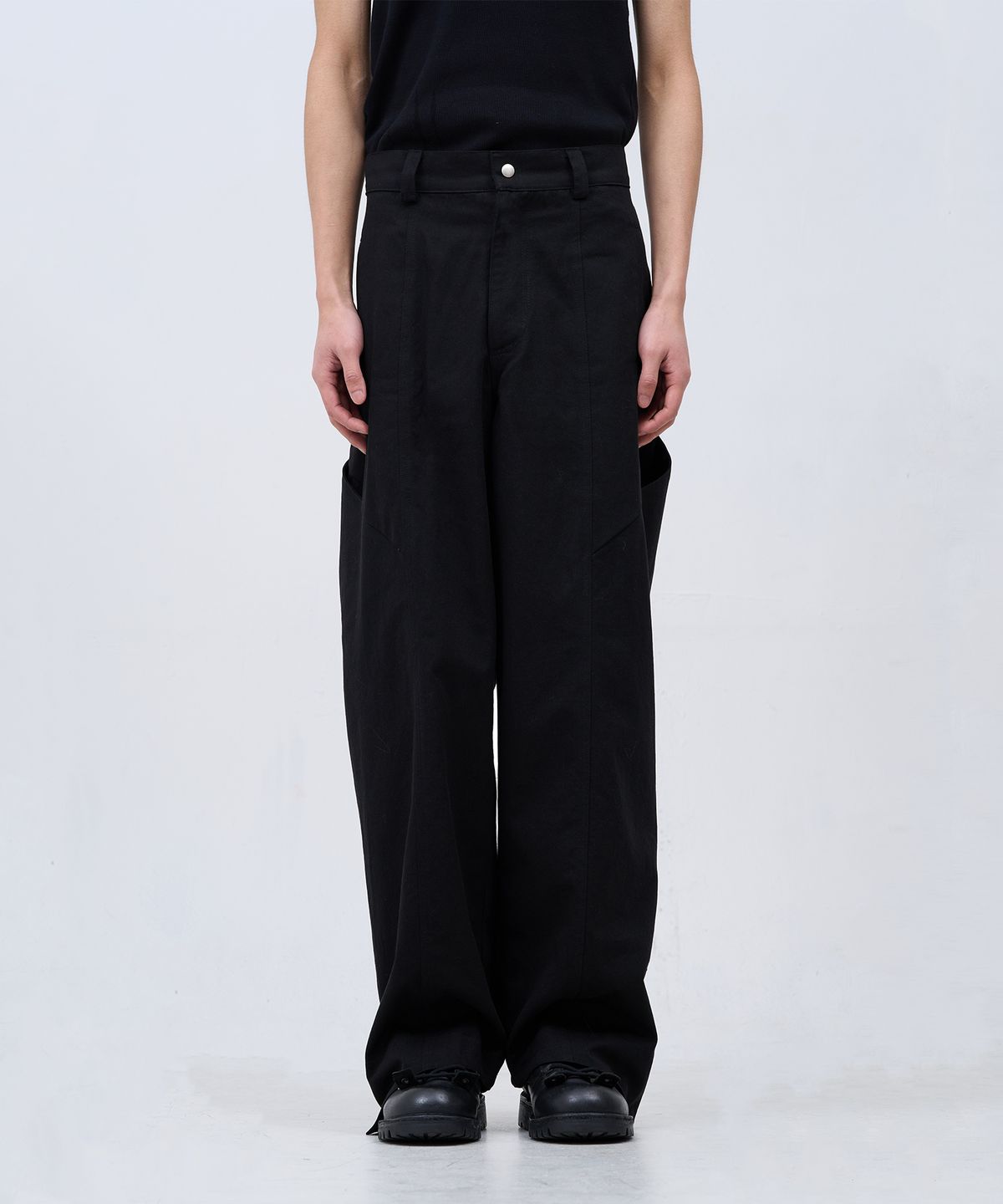 카사카사(KASAKASA) Cuffed Flow Pants Black