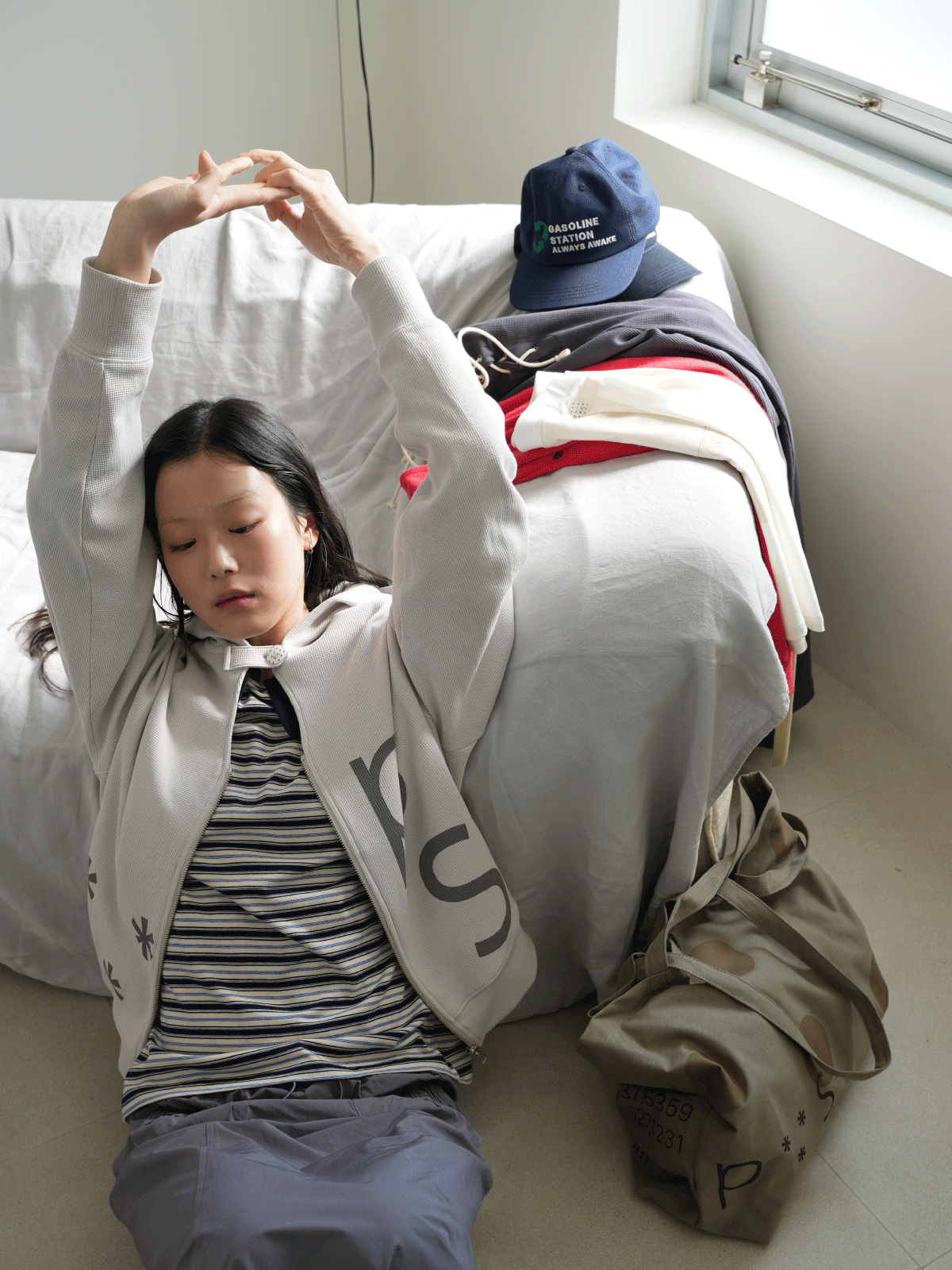 피브스피브스(PEEVES PEEVES) Waffle Zip-Up Hoodie / Light Grey