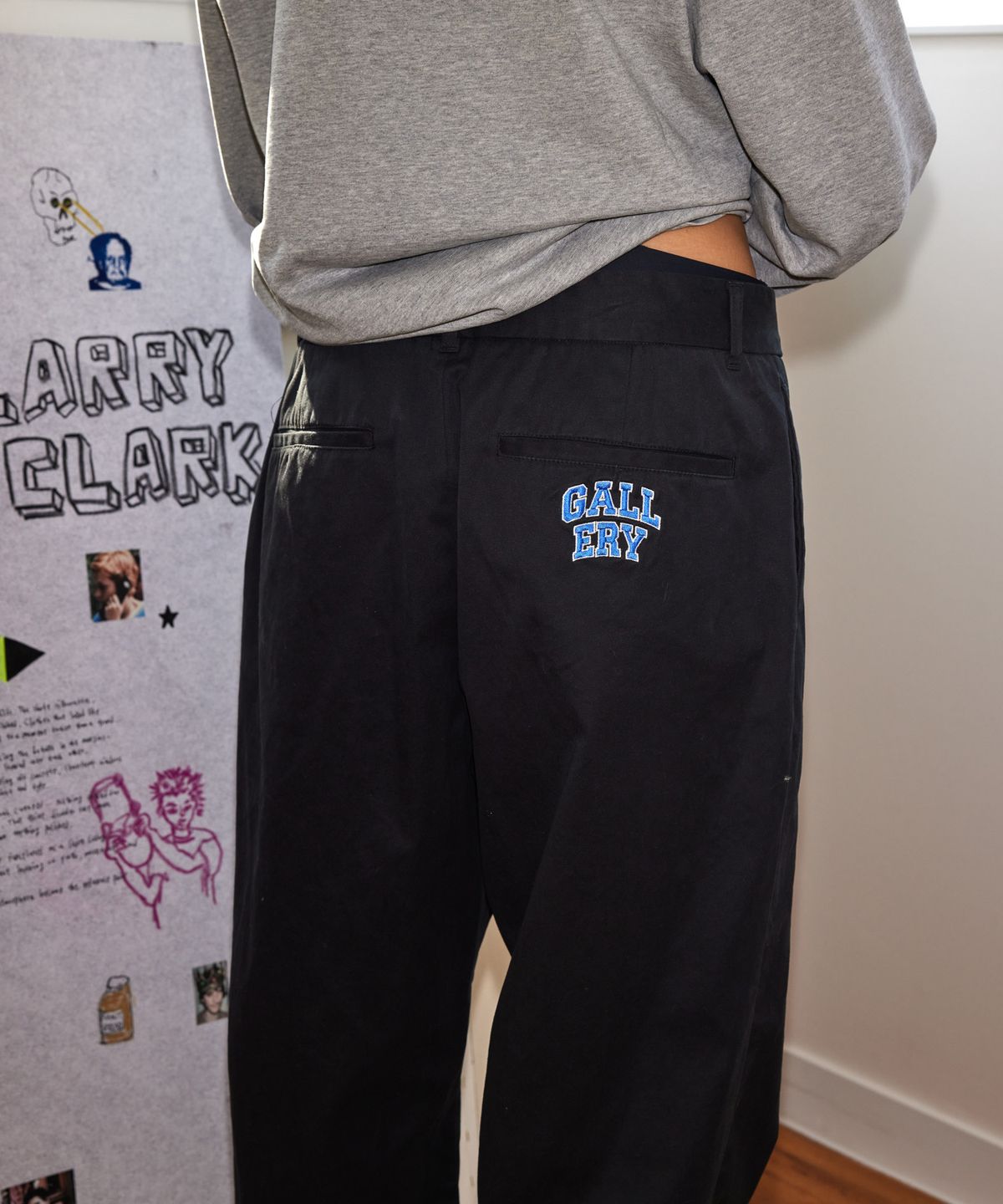 1011갤러리(1011 GALLERY) Gallery Chino Pants - Black