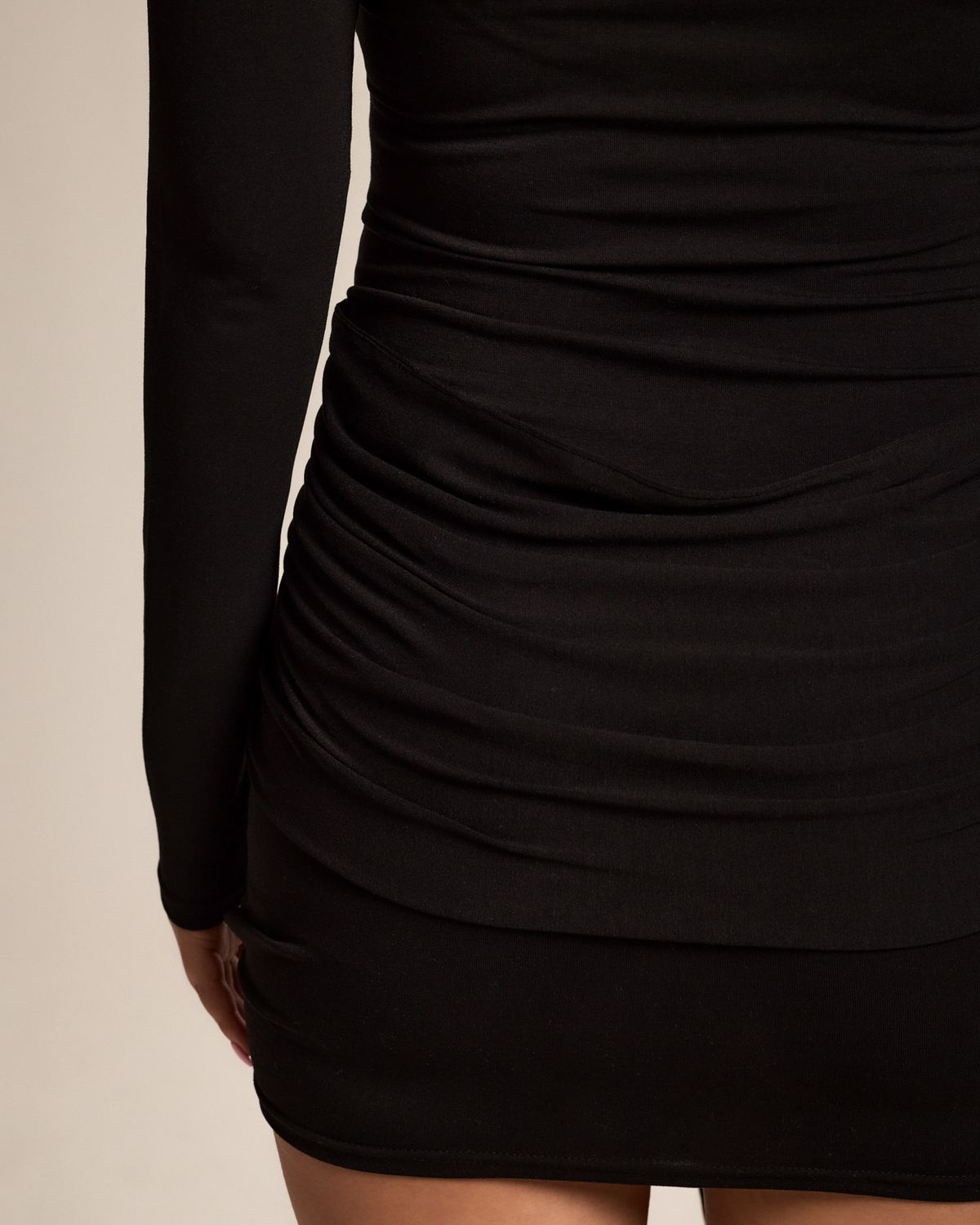 쿨시스(COOLSIS) CS HIP SHIRRING MINI DRESS-007 (BLACK)