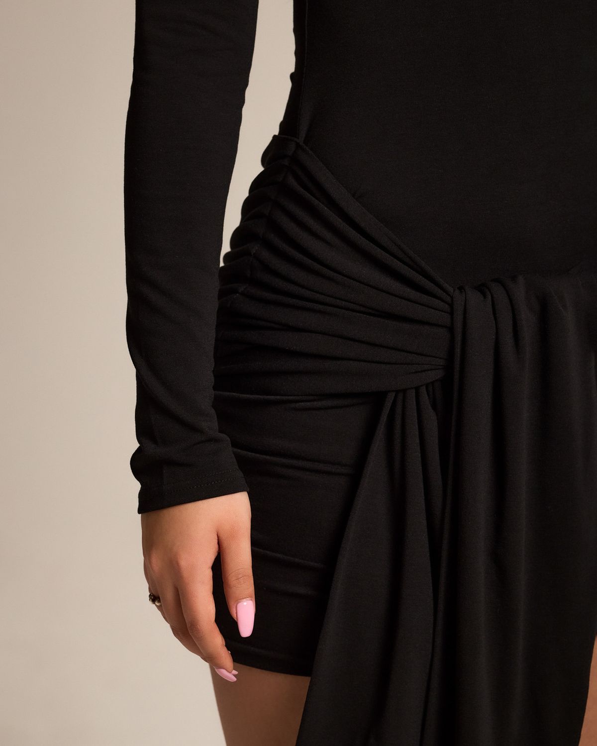 쿨시스(COOLSIS) CS HIP SHIRRING MINI DRESS-007 (BLACK)