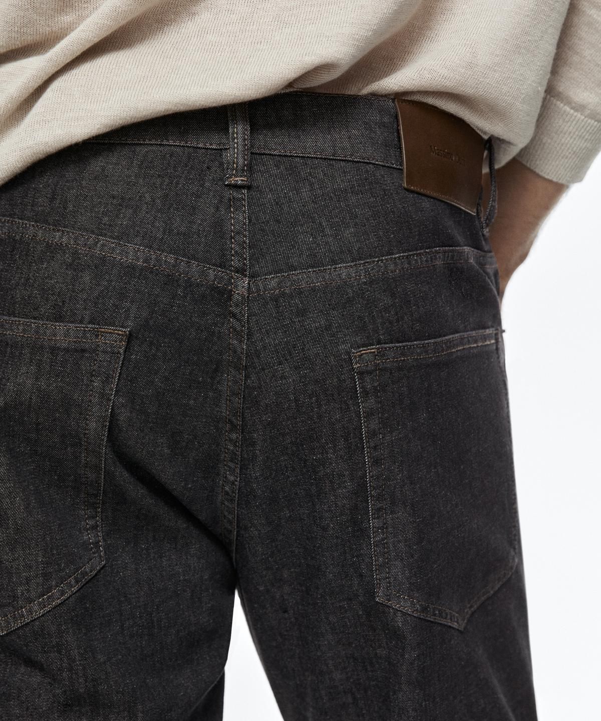 마시모두띠(MASSIMO DUTTI) 라이트웨이트 테이퍼드핏 데님 팬츠