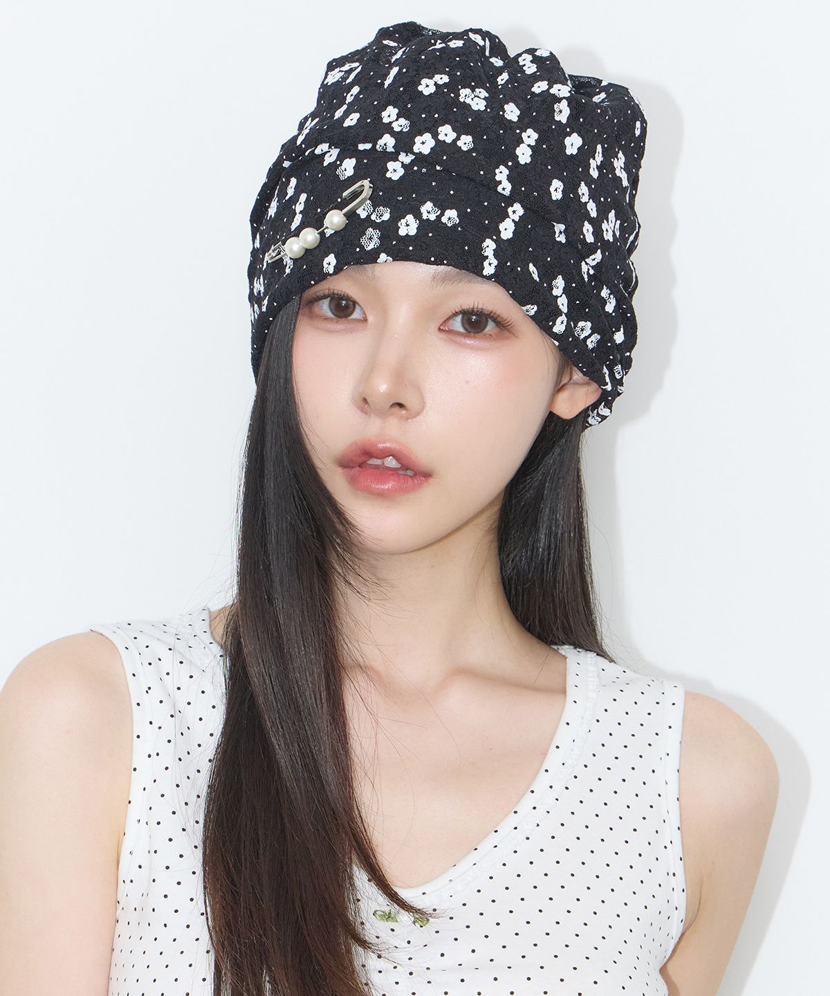 일리고(ILLIGO) 플라워 레이스 비니 블랙