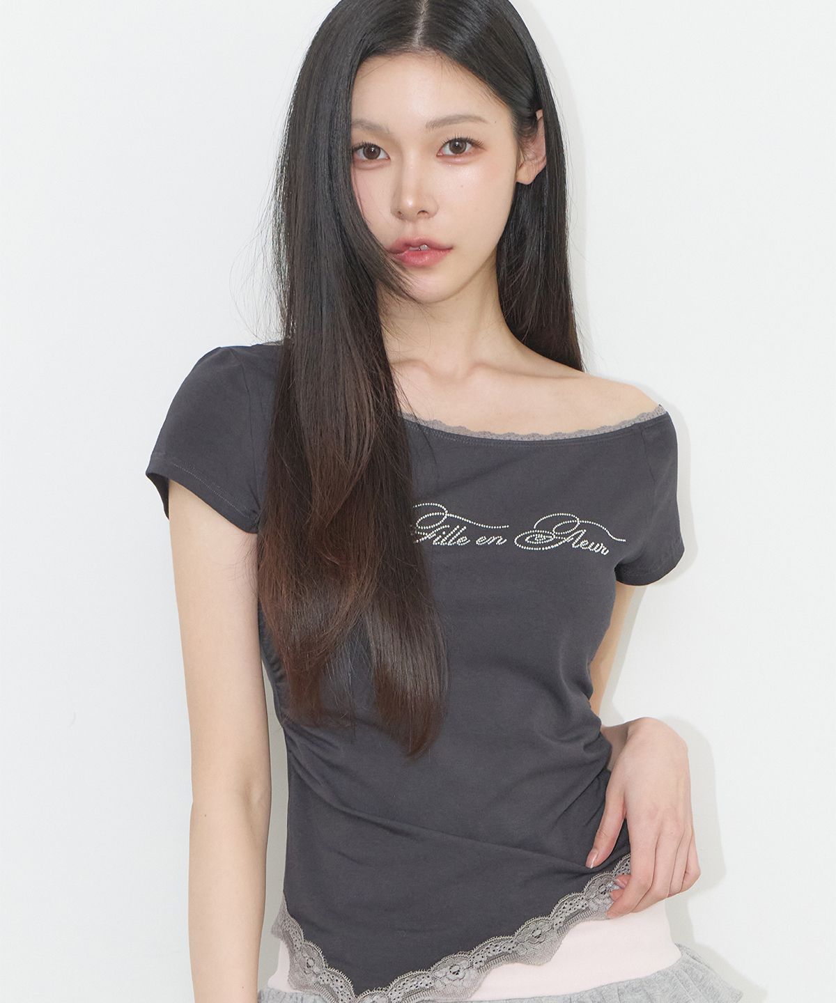 일리고(ILLIGO) 레이스 원숄더 셔링 탑 차콜