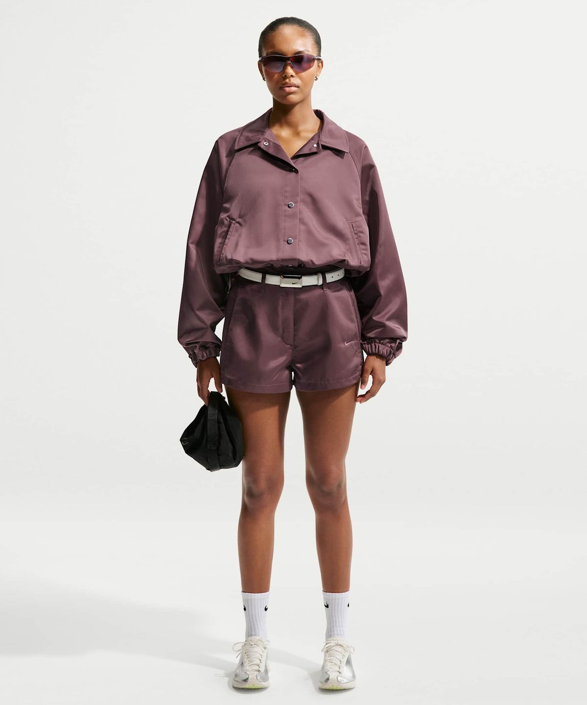 나이키(NIKE) 스포츠웨어 오버사이즈 새틴 코치 재킷 W - 타투:세일 / IF0562-502