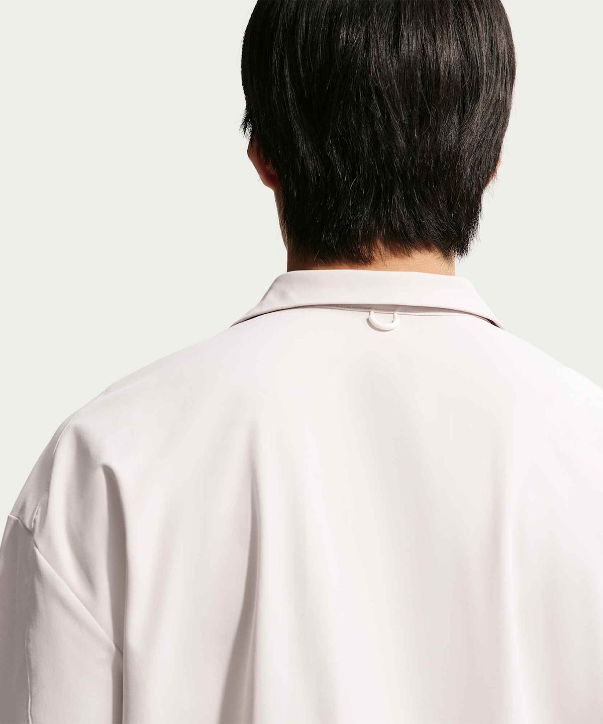 나이키(NIKE) 24.7 퍼펙트스트레치 드라이 핏 UV 버튼업 셔츠 M - 라이트 오어우드 브라운:세일:라이트 아이언 오어 / IF2735-104