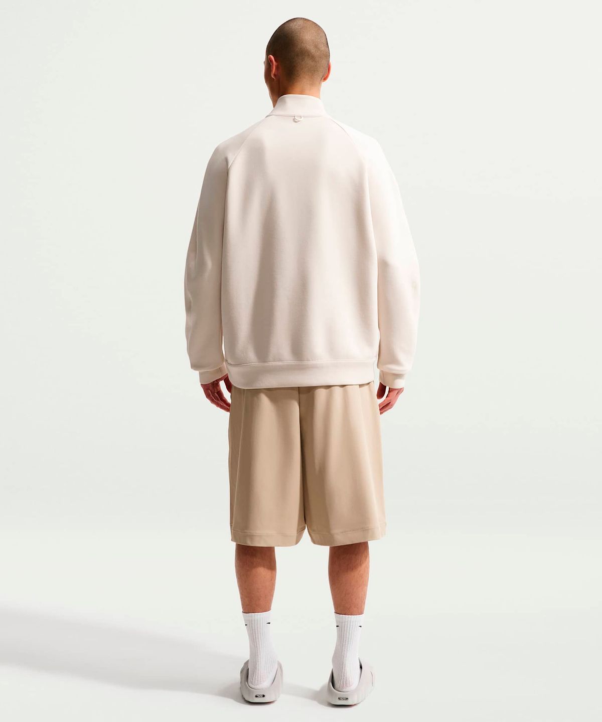 나이키(NIKE) 24.7 퍼펙트스트레치 드라이 핏 UV 8인치 쇼츠 M - 데저트 카키:세일:카키 / IF2775-253