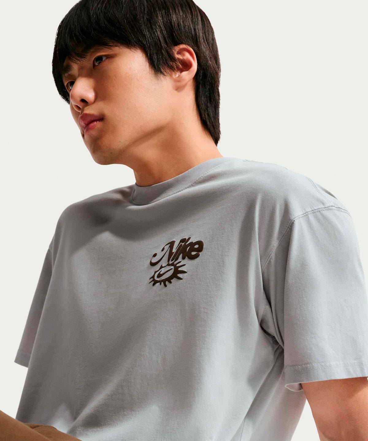 나이키(NIKE) 스포츠웨어 티셔츠 M - 퓨어 플래티넘:울프 그레이 / IH1152-043