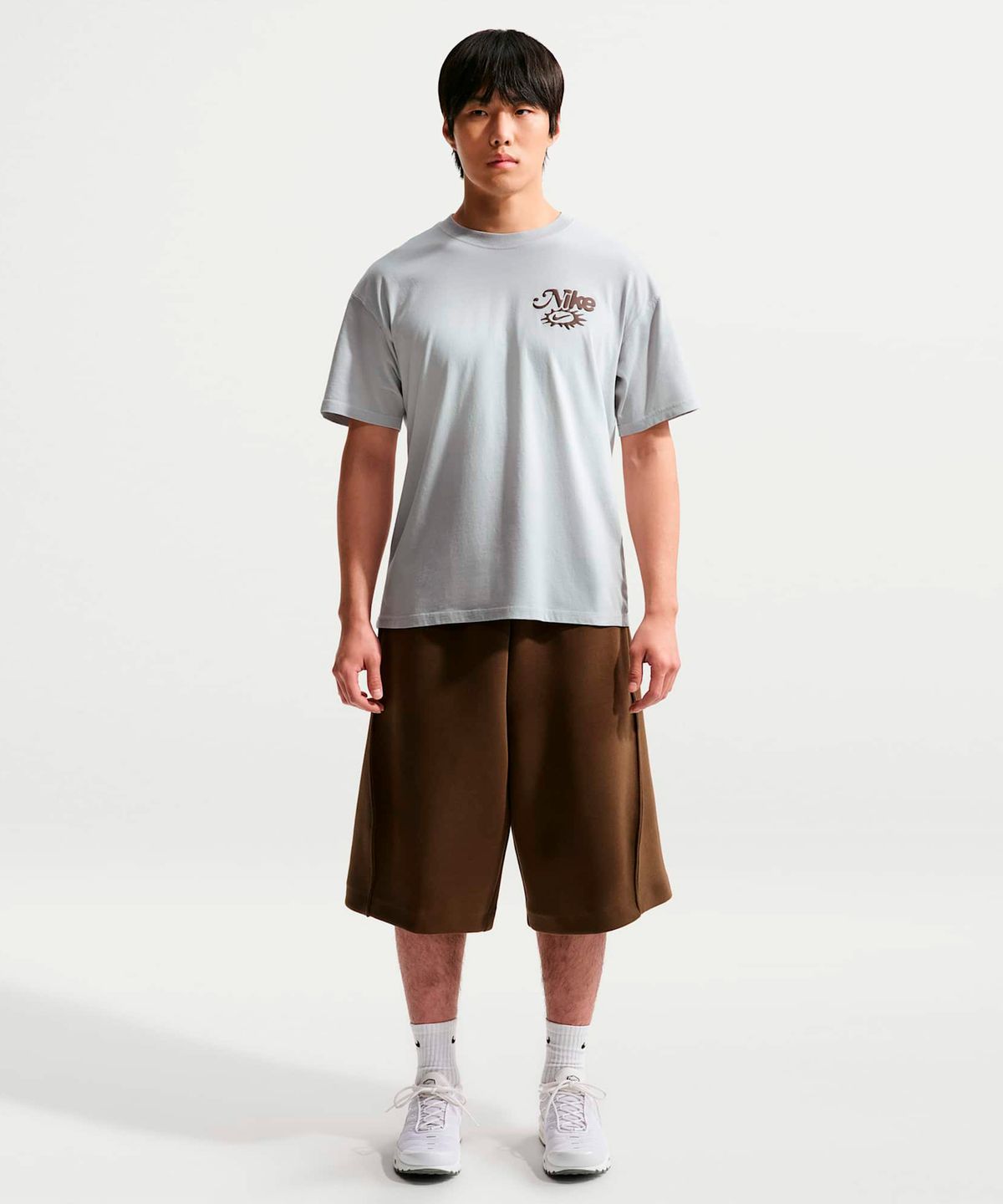 나이키(NIKE) 스포츠웨어 티셔츠 M - 퓨어 플래티넘:울프 그레이 / IH1152-043