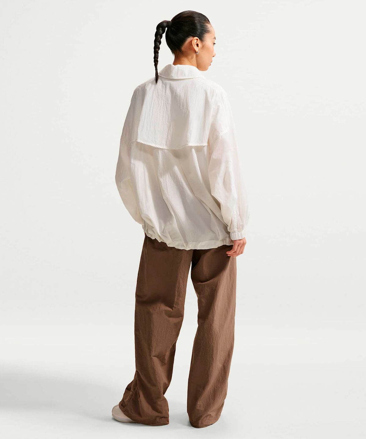 나이키(NIKE) 스포츠웨어 오버사이즈 경량 UV 재킷 W - 세일:블랙 / IO1521-133