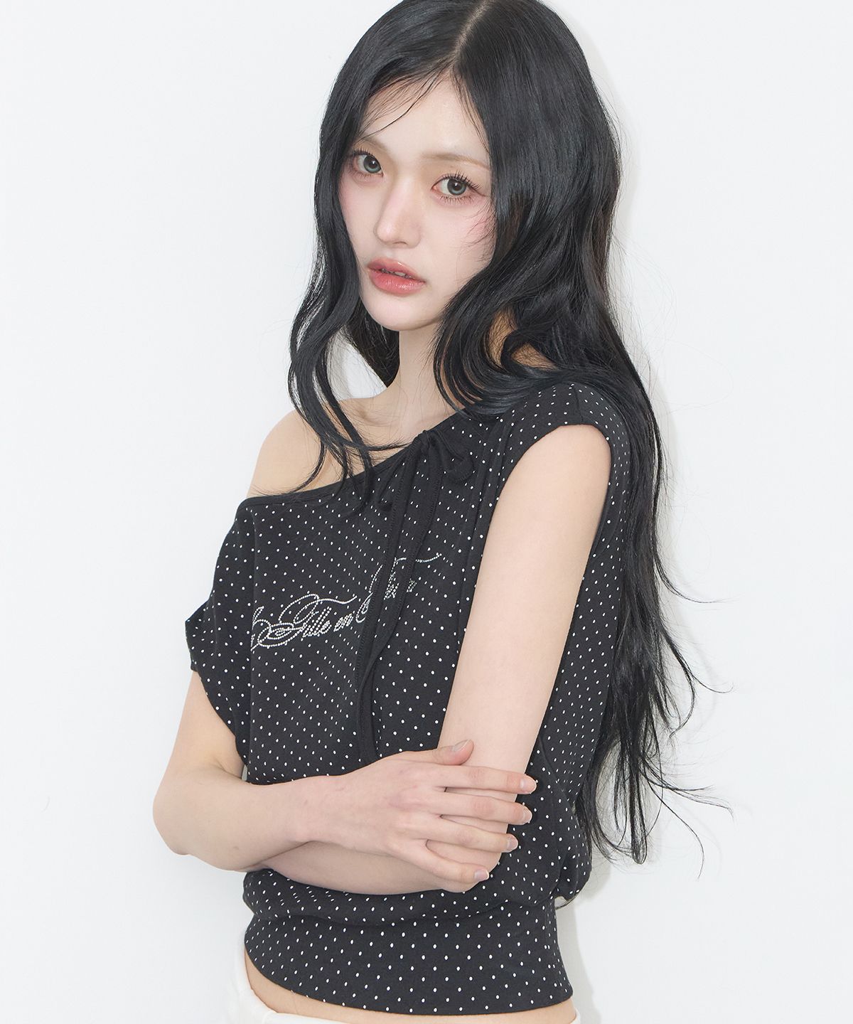일리고(ILLIGO) 도트 보트넥 탑 블랙