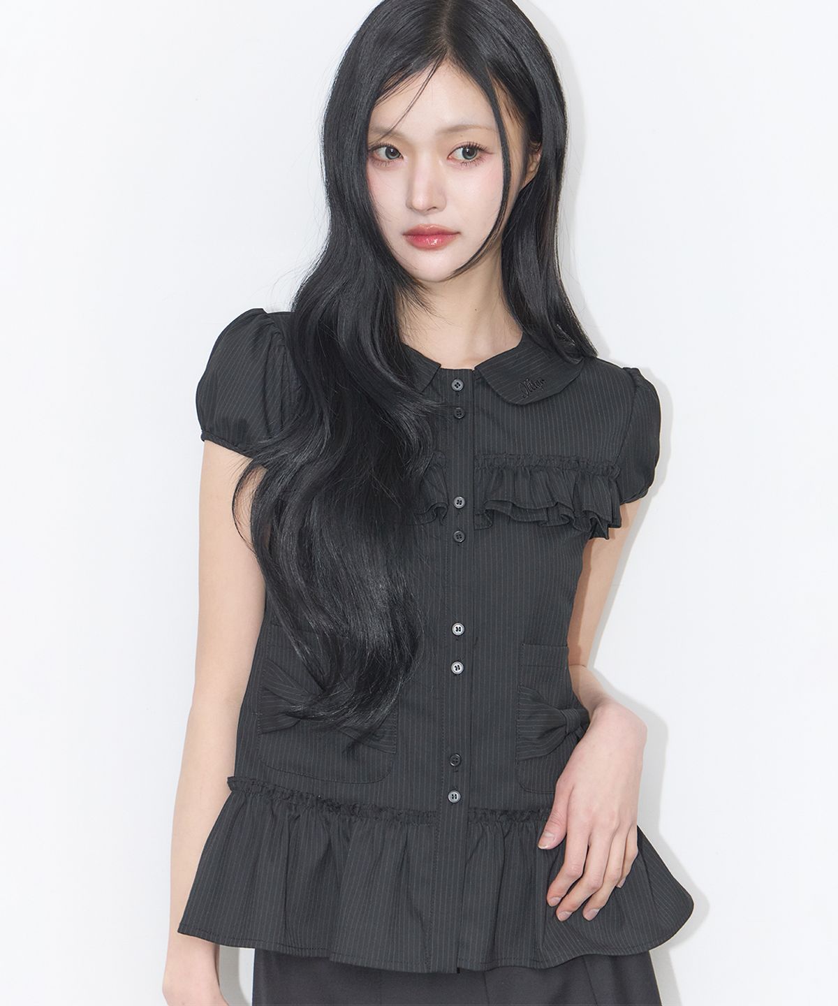 일리고(ILLIGO) 보우 포켓 러플 블라우스 스트라이프 블랙