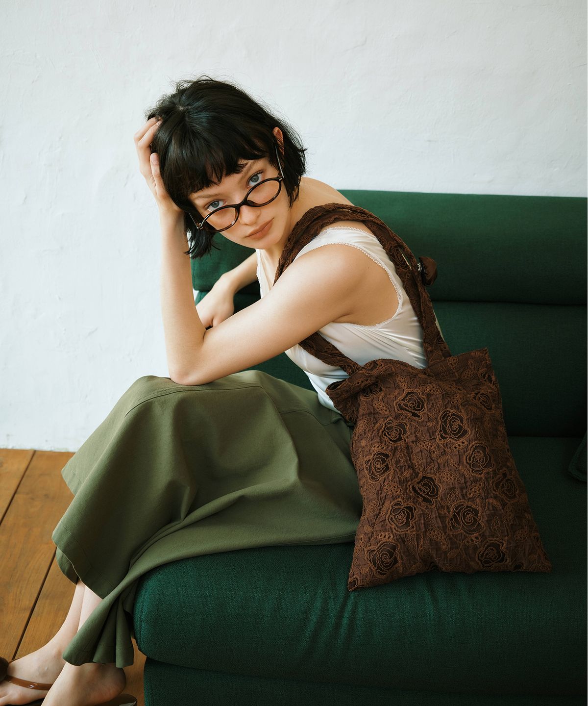 그린버터(GREENBUTTER) Asymmetric Cotton Skirt (Khaki)