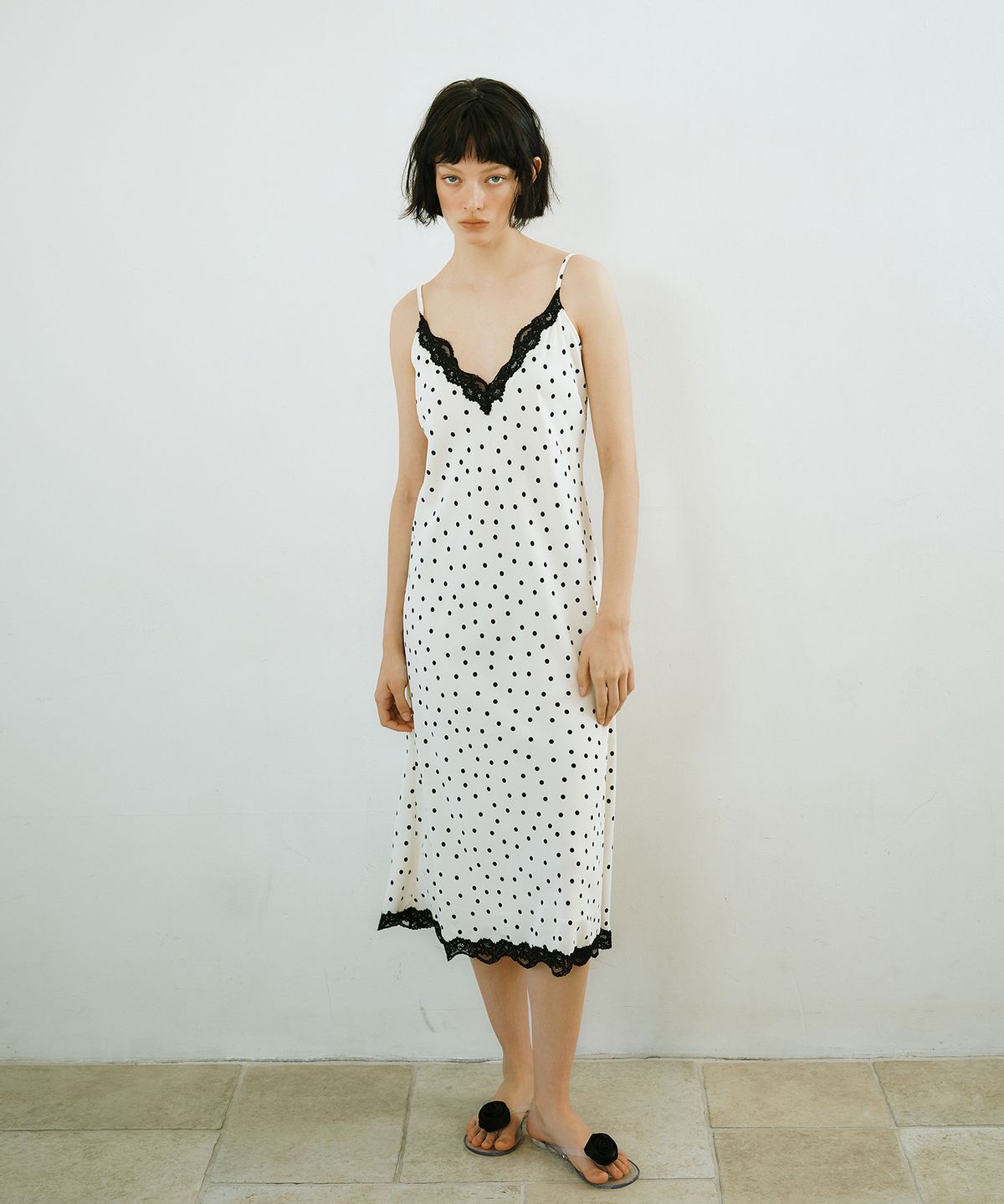 그린버터(GREENBUTTER) Dot Lace Slip Dress (Ivory)