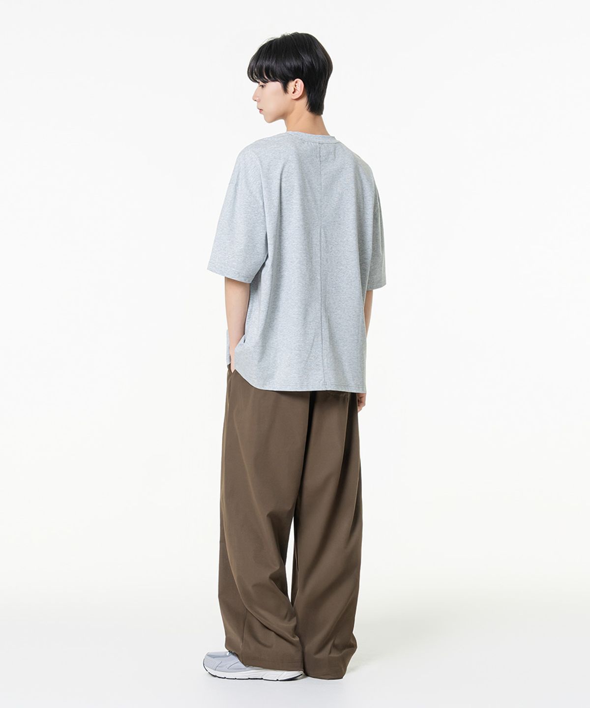 모즈모즈(MOZMOZ) 오버핏 소로나 쿨링 기능성 뒷절개 무지 반팔티셔츠 그레이