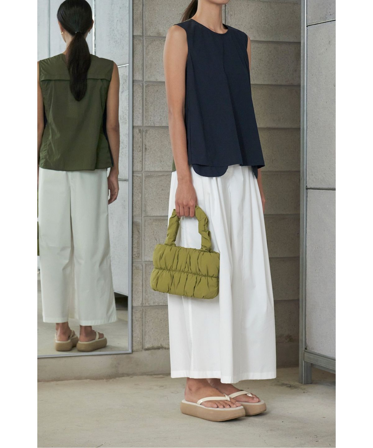 래코드(RECODE) Pocket Detail Sleeveless Top_RQSAM23586NYX