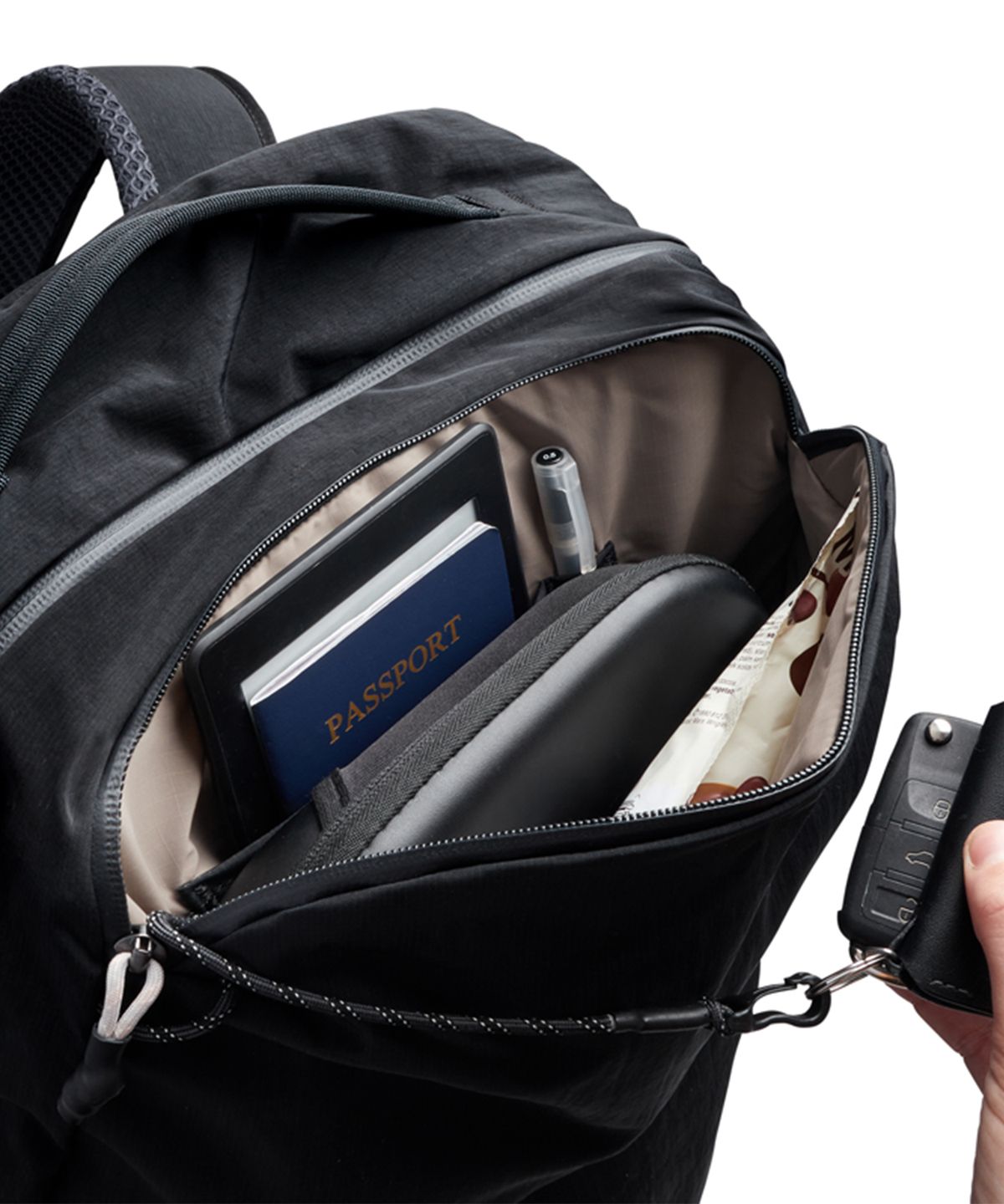 벨로이(BELLROY) 라이트 트래블 백팩 38L(BLPB-BLK-241) - 블랙