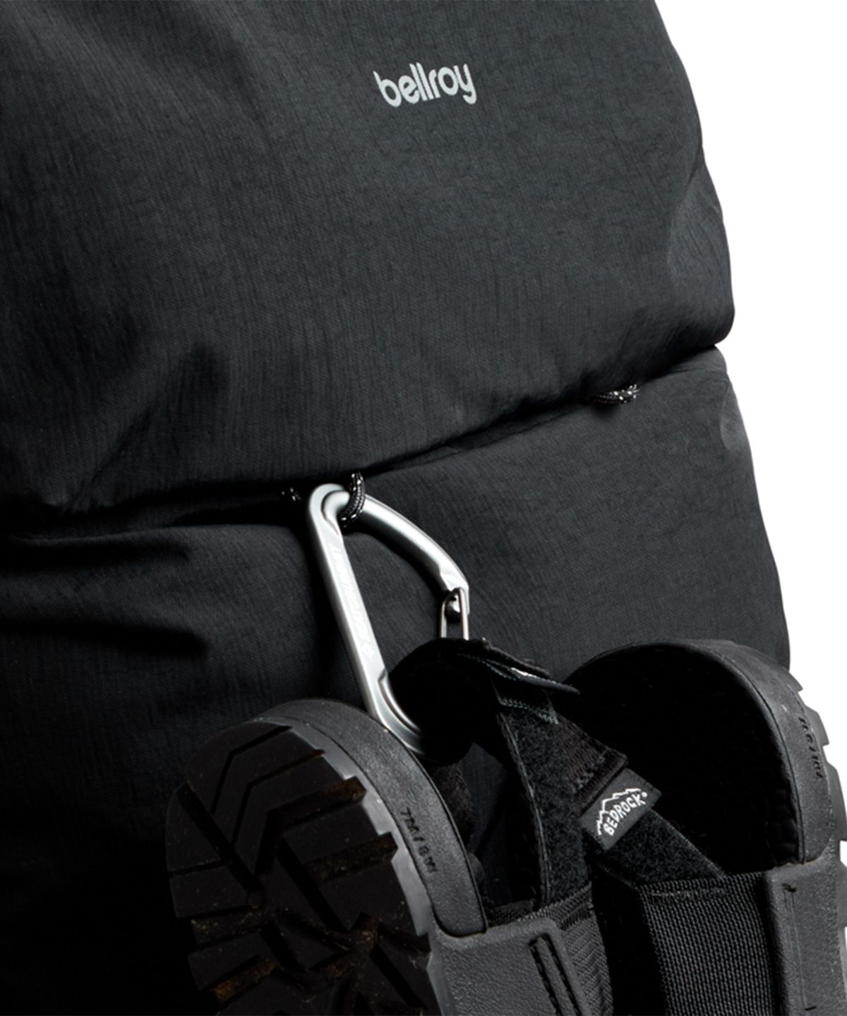 벨로이(BELLROY) 라이트 트래블 백팩 38L(BLPB-BLK-241) - 블랙