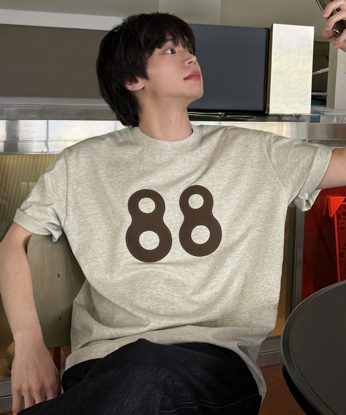 낫온리포투데이(NOT ONLY FOR TODAY) 빈티지 88 아플리케 자수 티셔츠 (2Color)