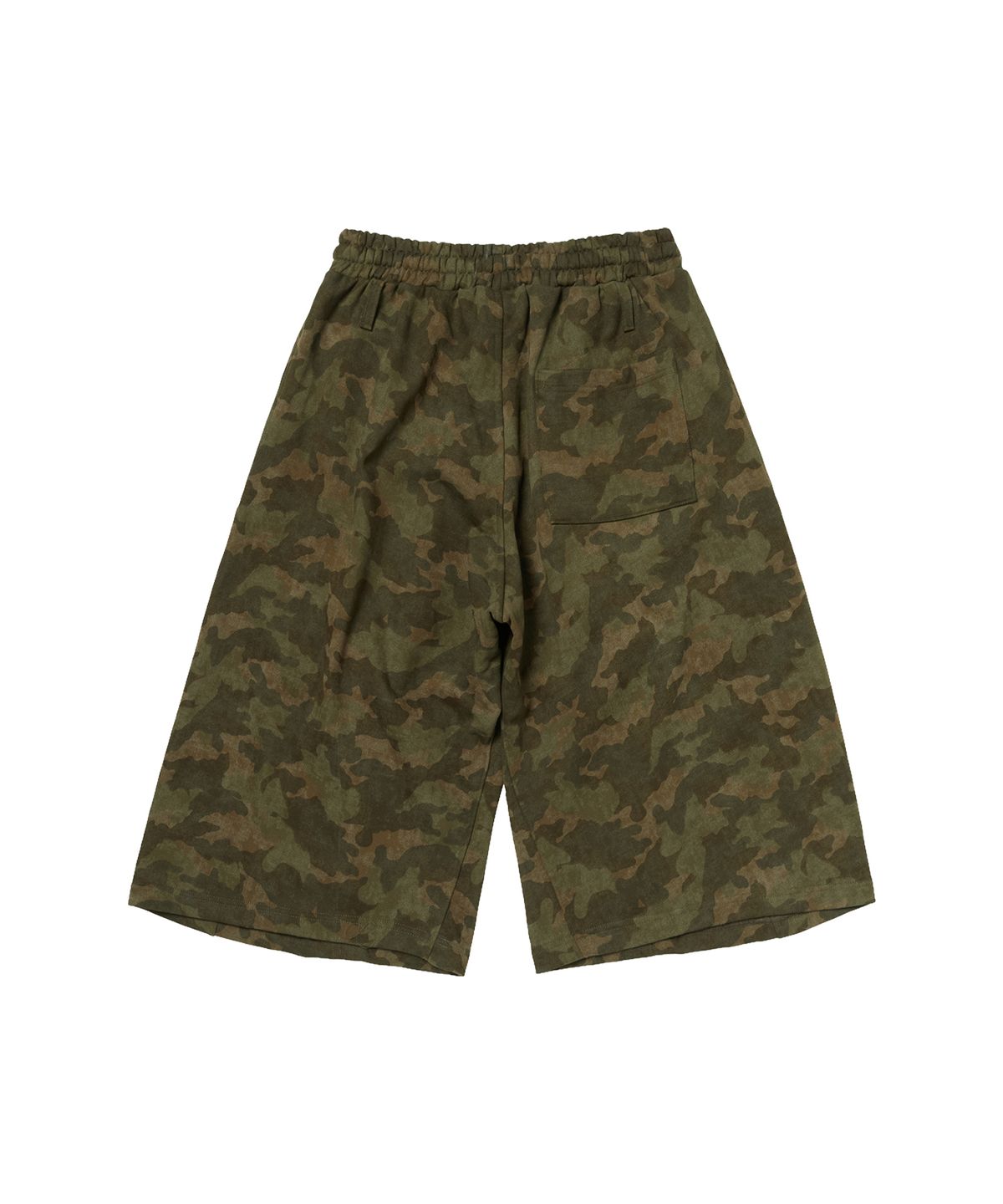가터갤러리(GOTTER GALLERY) WIDE CURVED BERMUDA SWEAT SHORTS_CAMO
