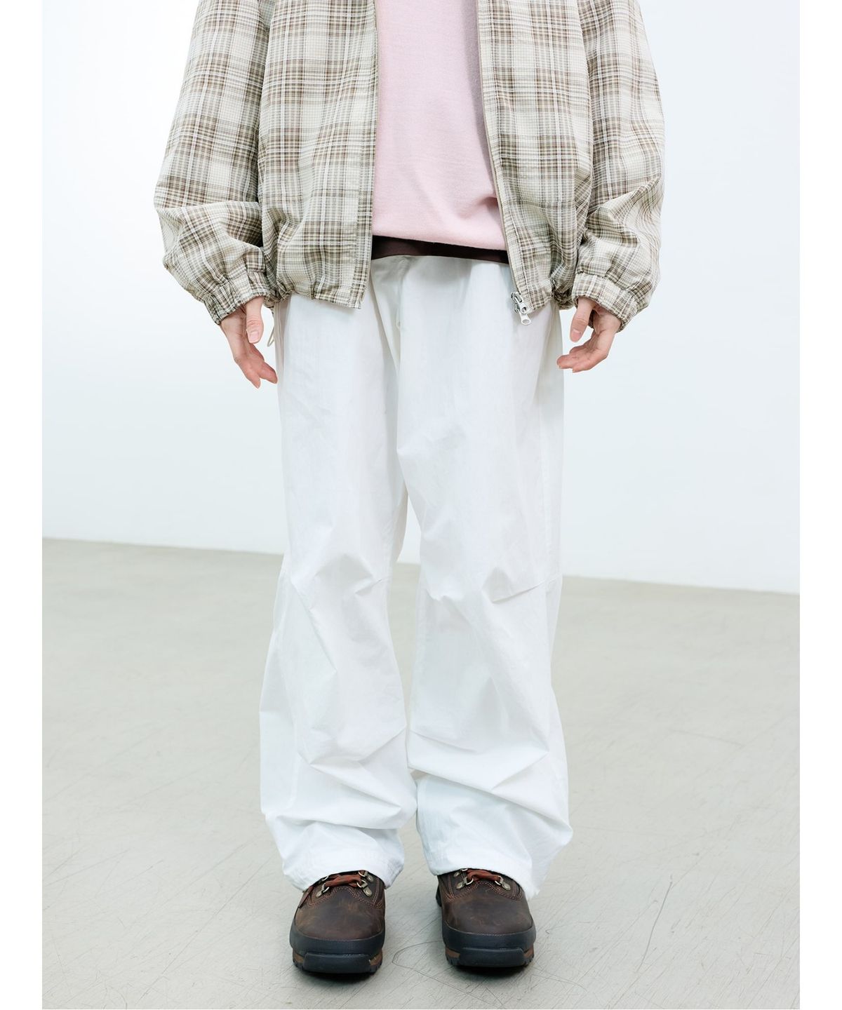 샌드 사운드(SAND SOUND) (UNISEX) 패러슈트 밴딩 팬츠  화이트