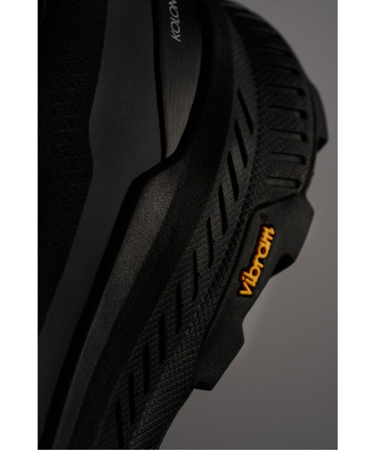 코오롱스포츠(KOLON SPORT) [TRAIL] 남녀공용 트레일러닝 슈즈 TL-E FE4TX26040BLK