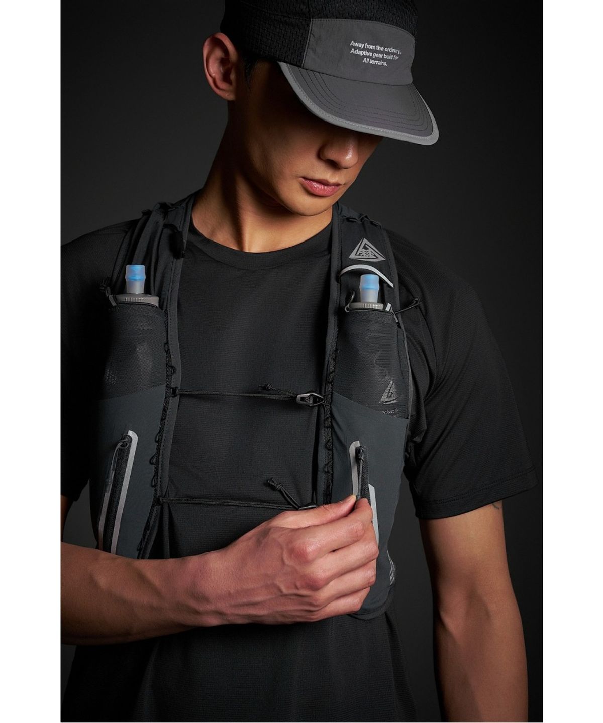 코오롱스포츠(KOLON SPORT) [TRAIL] 남녀공용 트레일러닝 베스트 5L QEBXX26701DGY