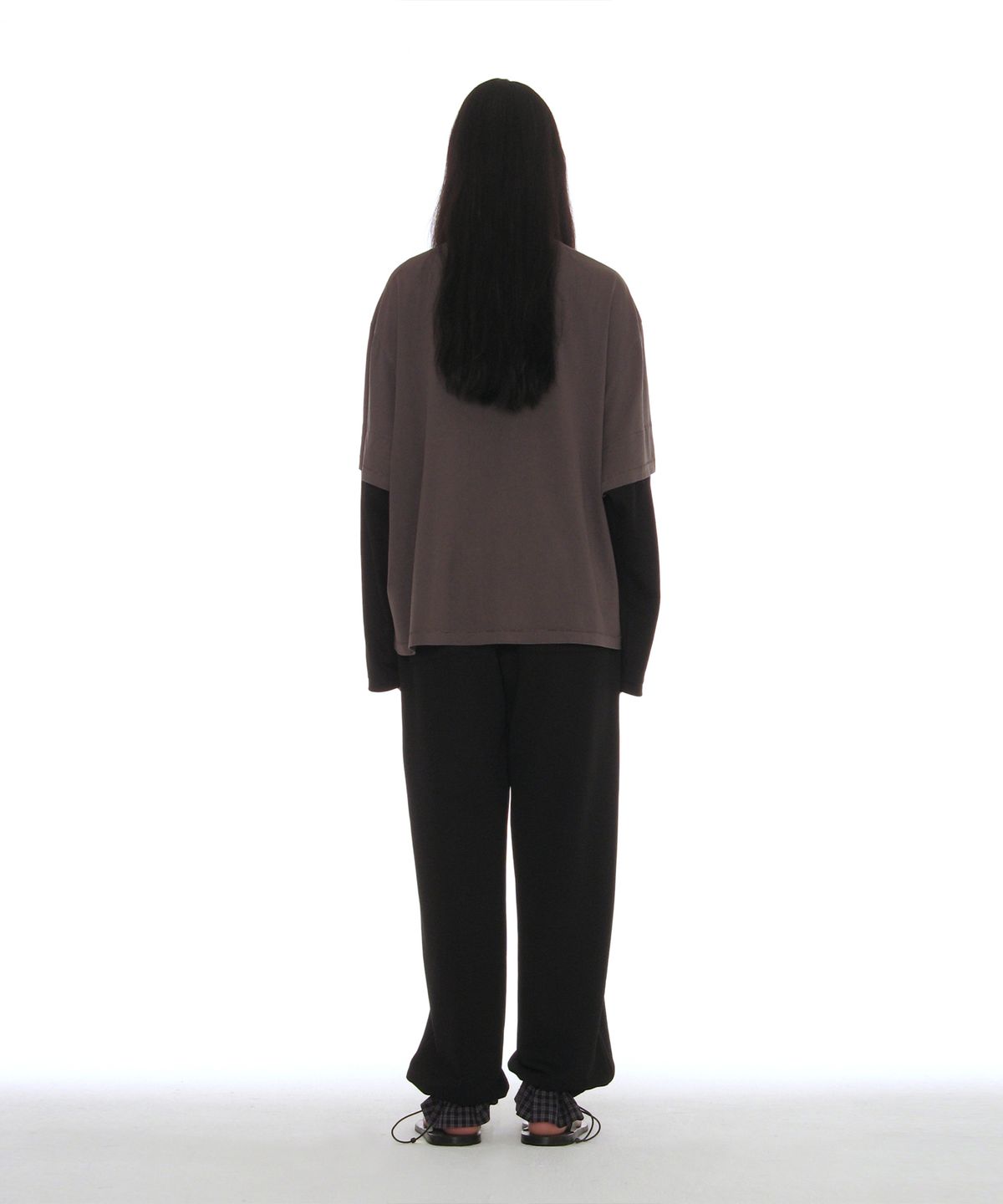 파르티멘토 우먼(PARTIMENTO WOMEN) 디컨스트럭티드 레이어드 티_차콜