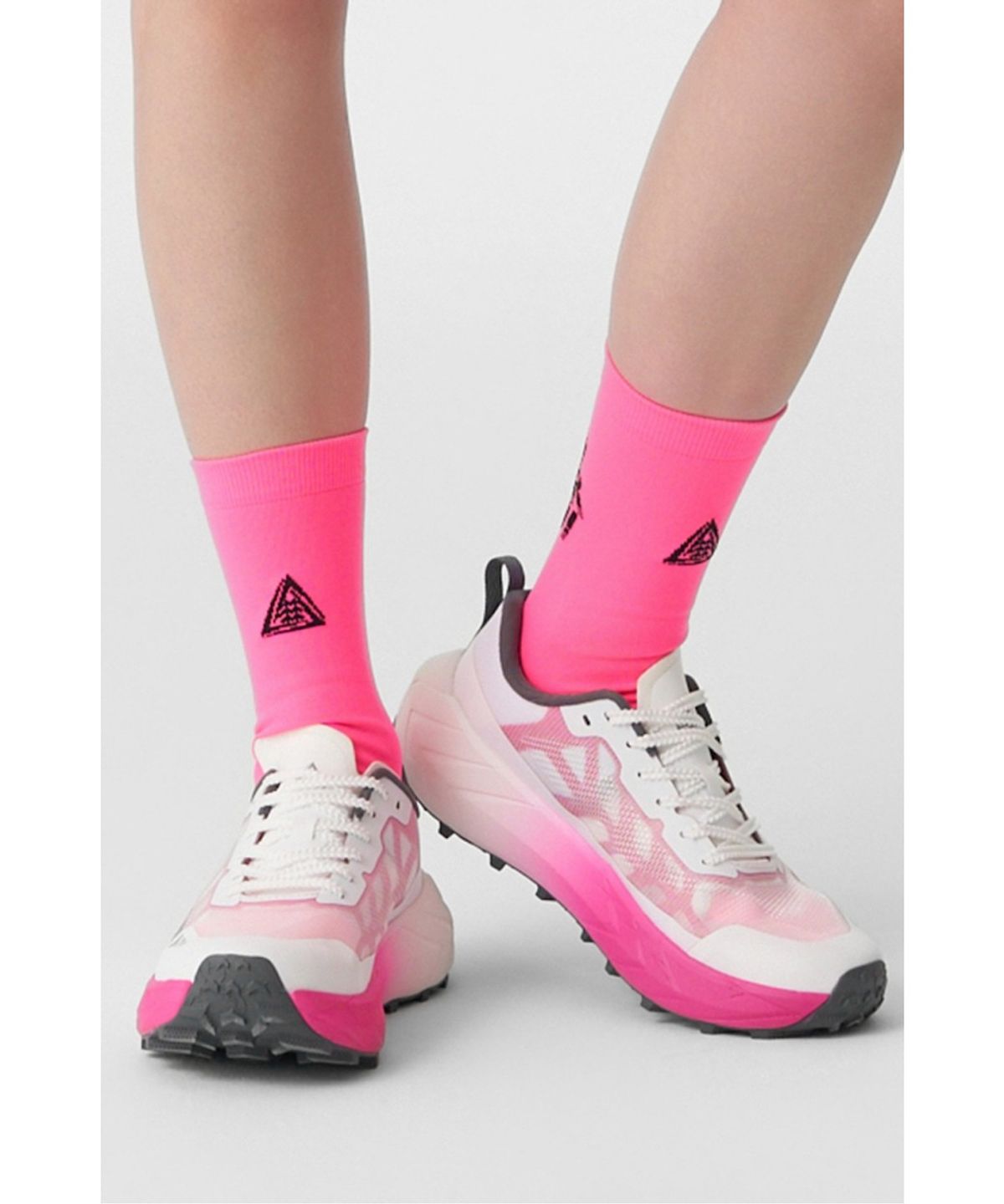 코오롱스포츠(KOLON SPORT) [TRAIL] 트레일러닝 크루 삭스 QELAX26721HPI