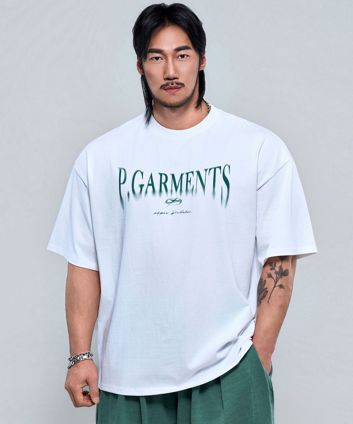 피지컬가먼츠(PHYSICAL GARMENTS) P2625 플로우 로고 어드숄더핏 반팔 [3COLOR]