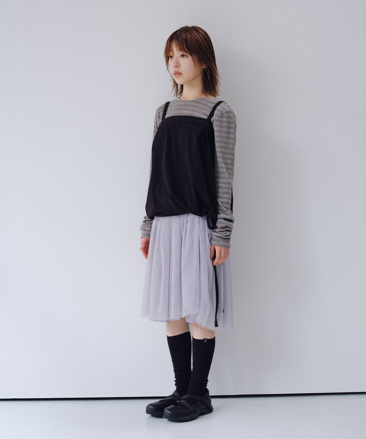 오헤시오(OHESHIO) TWO-WAY SHIRRING SLEEVELESS, BLACK