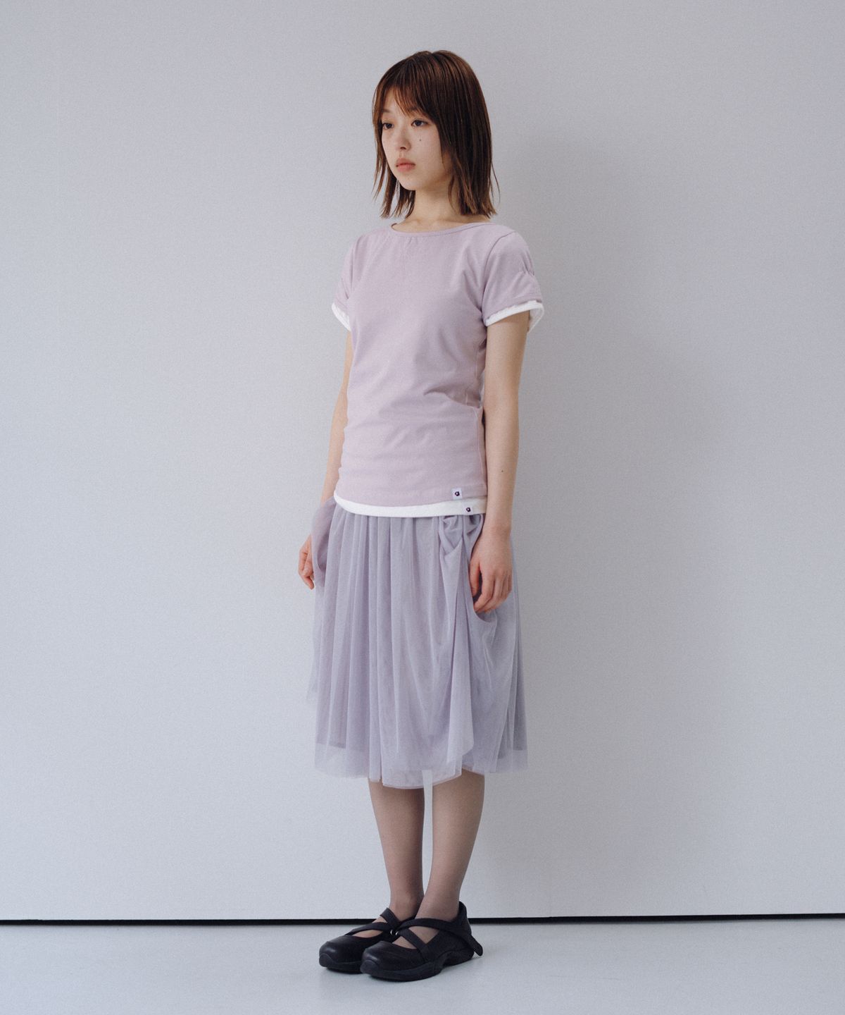 오헤시오(OHESHIO) BACK BUTTON SHIRRING T-SHIRT, IVORY