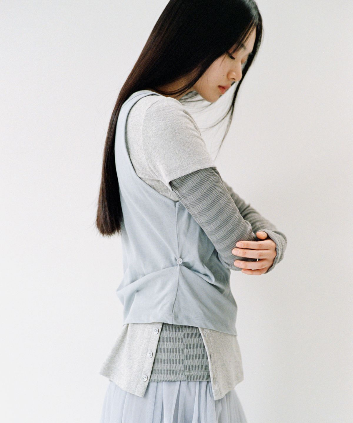 오헤시오(OHESHIO) TWO-WAY LAYERED T-SHIRT, GRAY