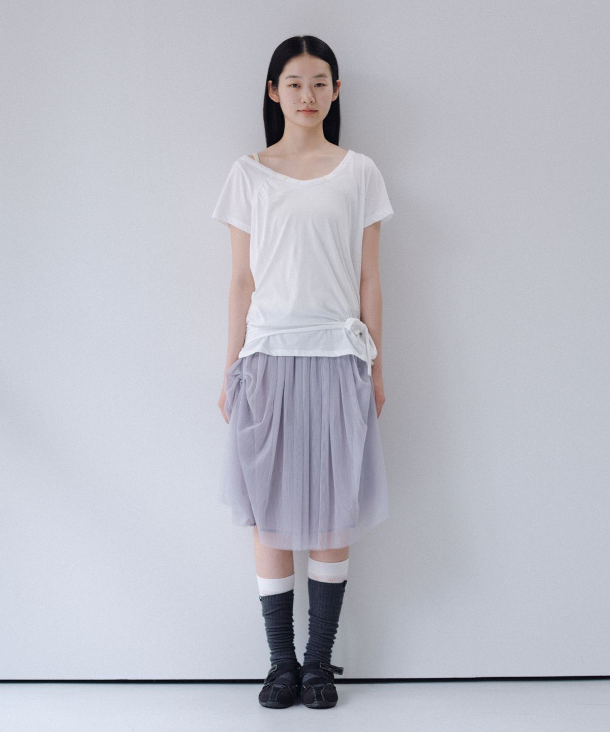 오헤시오(OHESHIO) ONE-SHOULDER WRAP T-SHIRT, IVORY