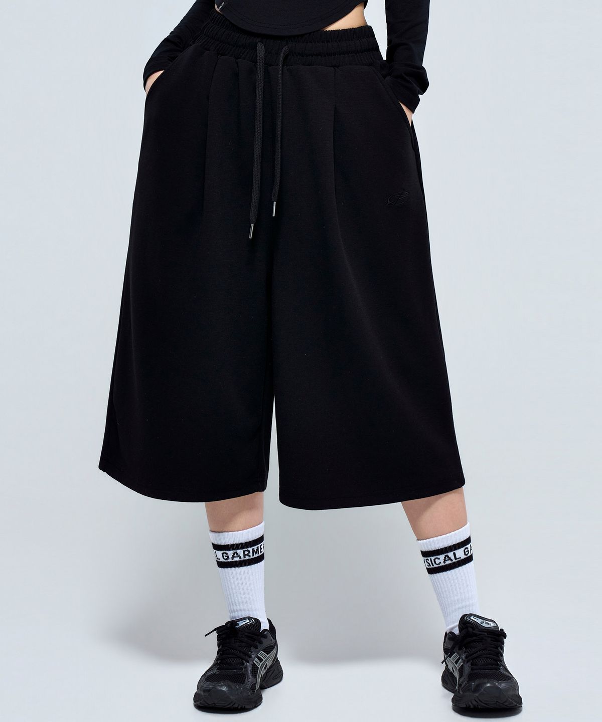 피지컬가먼츠(PHYSICAL GARMENTS) P2628 강연 텐션 핀턱 버뮤다팬츠 [4COLOR]