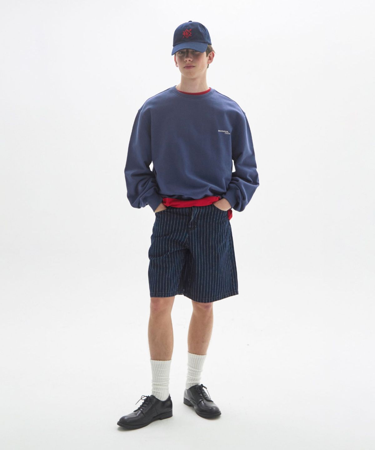 문선(MOONSUN) M.C UNISEX, Pinstripe Denim Bermuda Pants / DARK INDIGO
