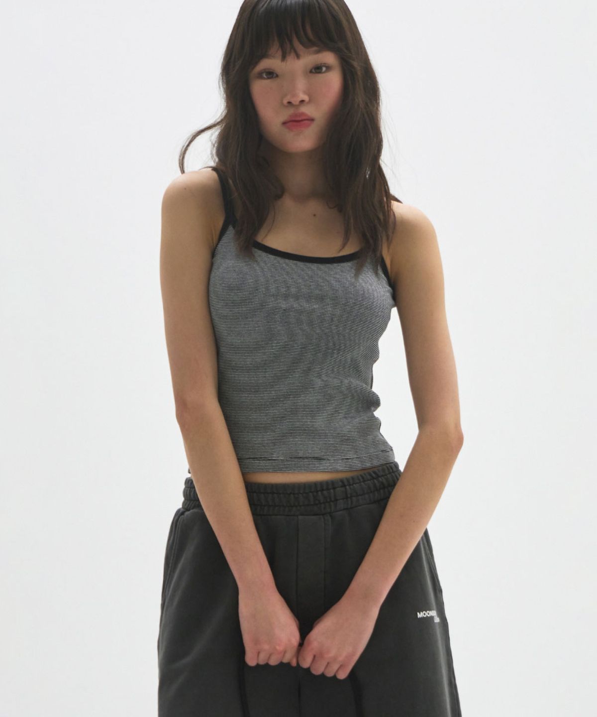 문선 아카이브(MOONSUN ARCHIVE) M.C Stripe Sleeveless Top / BLACK STRIPE