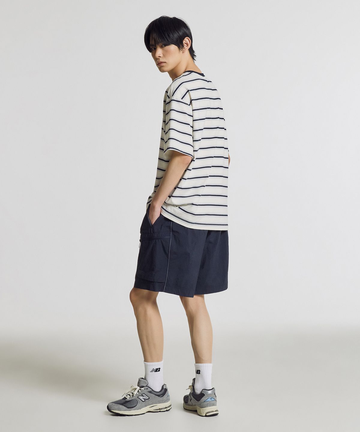 뉴발란스(NEW BALANCE) NBNEG31583 / UNI 트랙 클럽 스트라이프 반팔티 (CREAM)