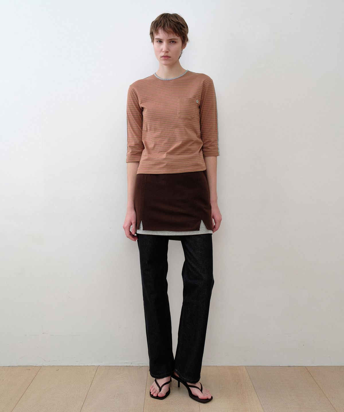 시메트릭 퍼센트(SYMMETRICPERCENT) Striped Ringer T-shirt / Orange Brown