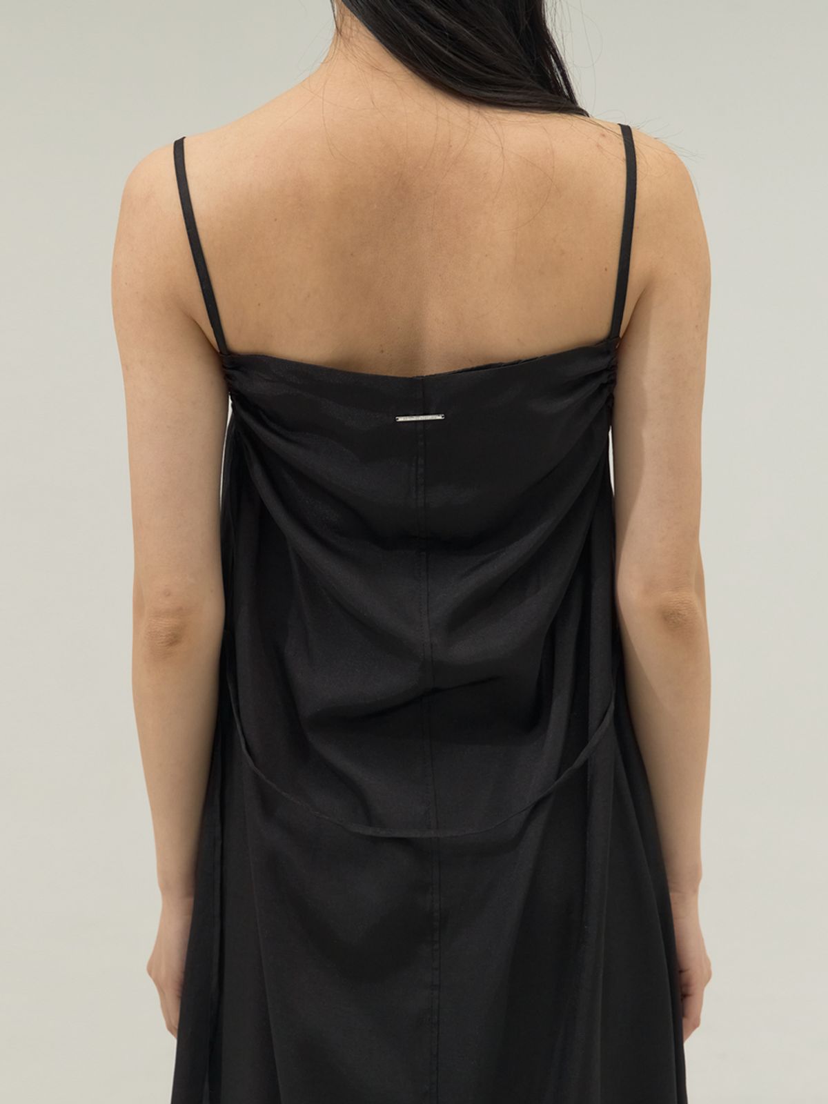쏘리, 투 머치 러브(SORRY, TOO MUCH LOVE) Button Detail Square Neck Slip Dress_Black